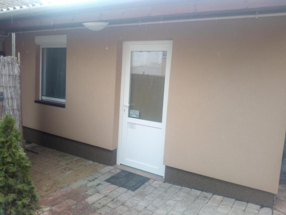 Start Apartmanok Печ Экстерьер фото