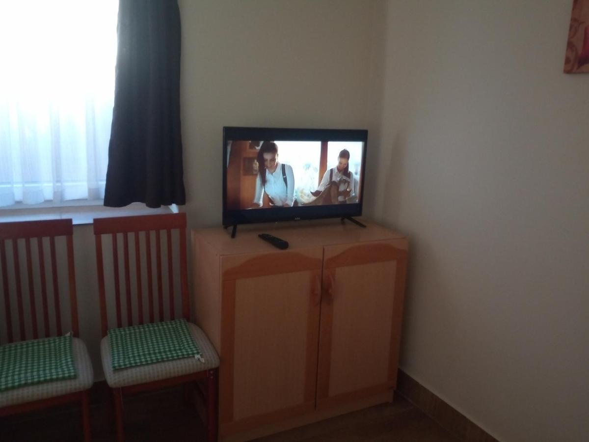 Start Apartmanok Печ Экстерьер фото