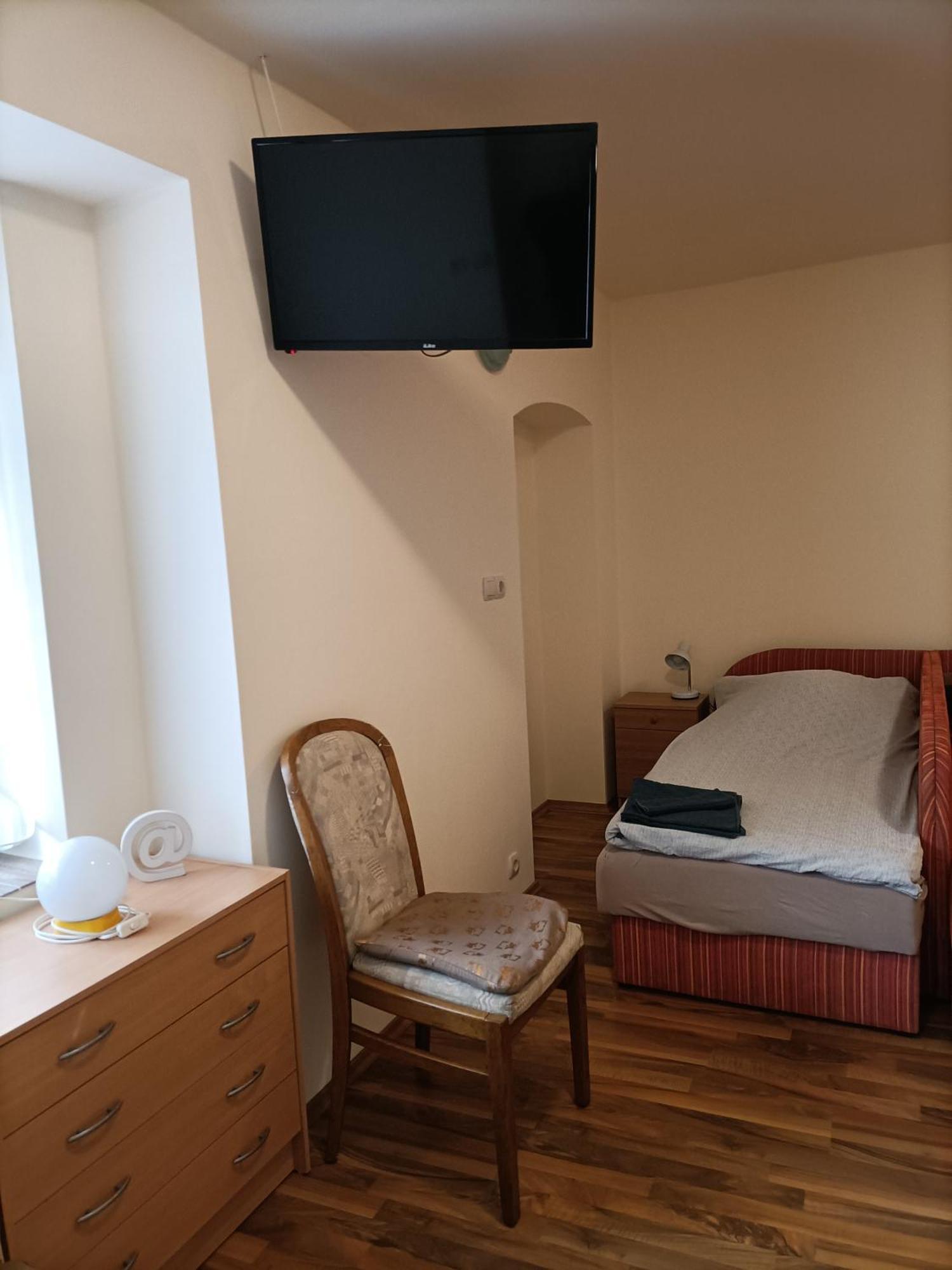 Start Apartmanok Печ Экстерьер фото