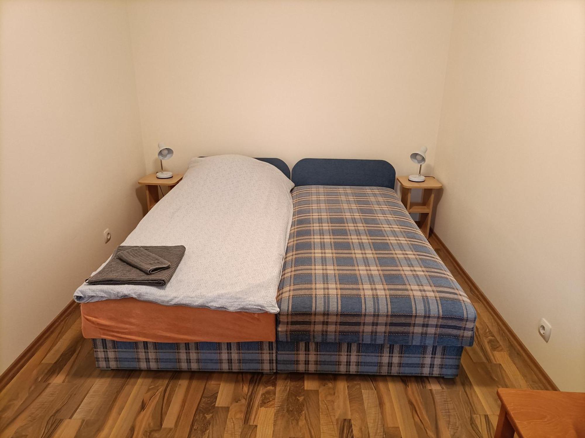 Start Apartmanok Печ Экстерьер фото