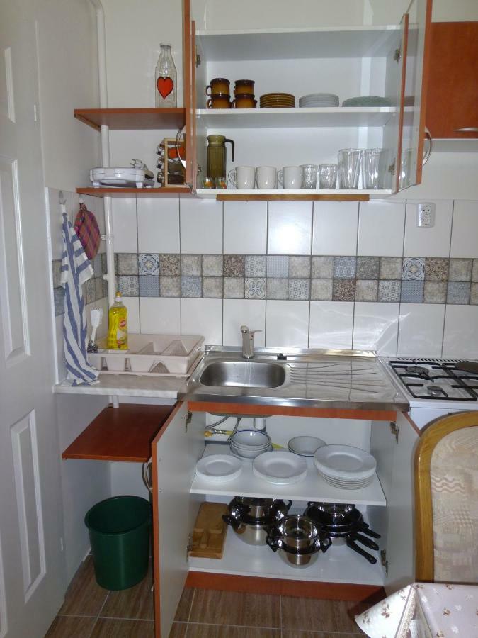 Start Apartmanok Печ Экстерьер фото