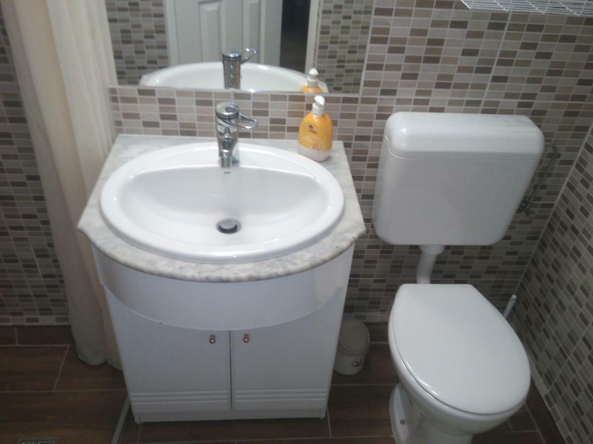 Start Apartmanok Печ Экстерьер фото